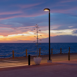 Las nuevas luminarias ATP en el frente marítimo contribuyen a reducir la contaminación lumínica.